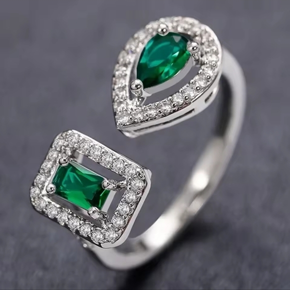 Anthropologie Jewelry - Silver Ring with Green Gemstones